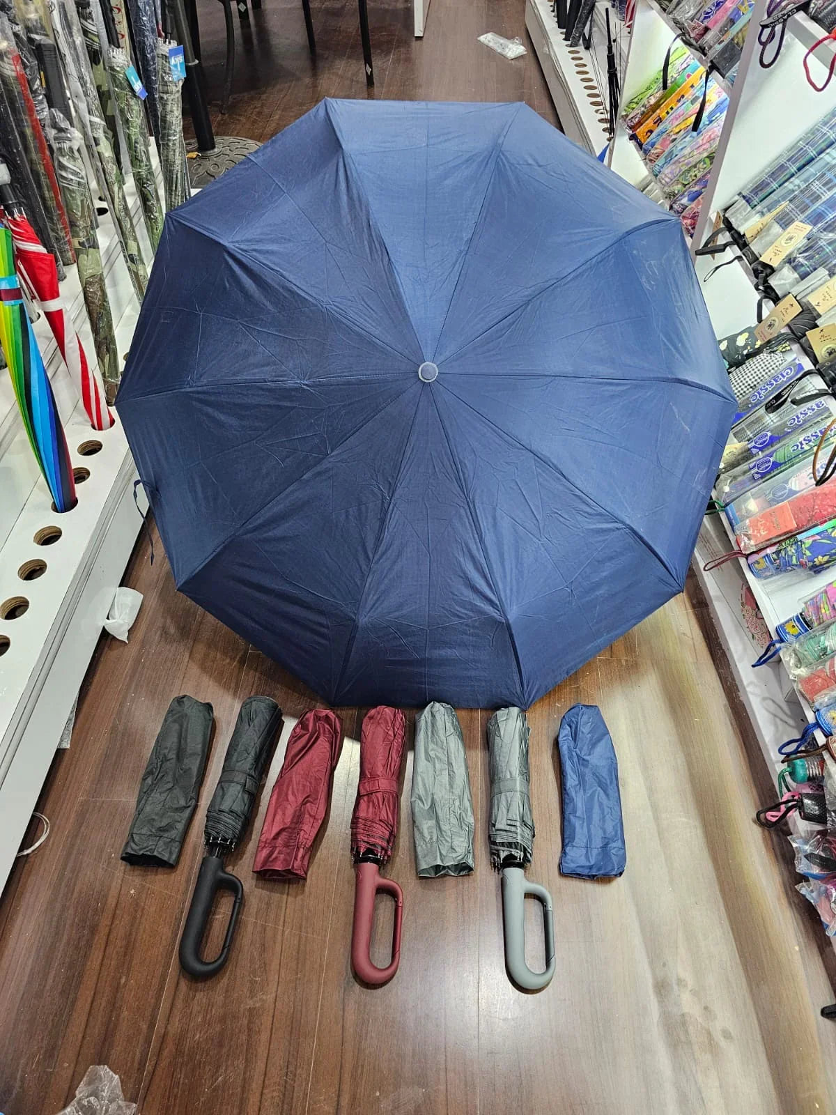 Compact 3Fold Travel Umbrella - Classic Umbrella