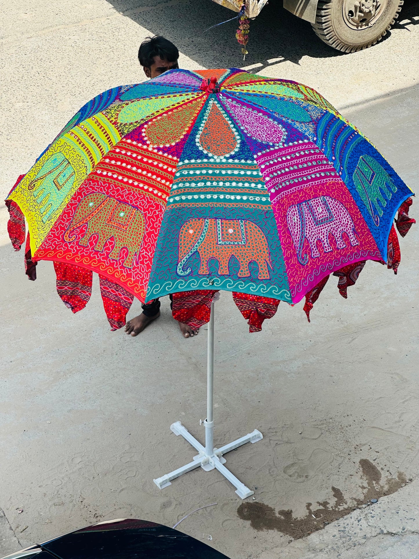 Jaipuri Garden Umbrella on Rent - Classic Umbrella