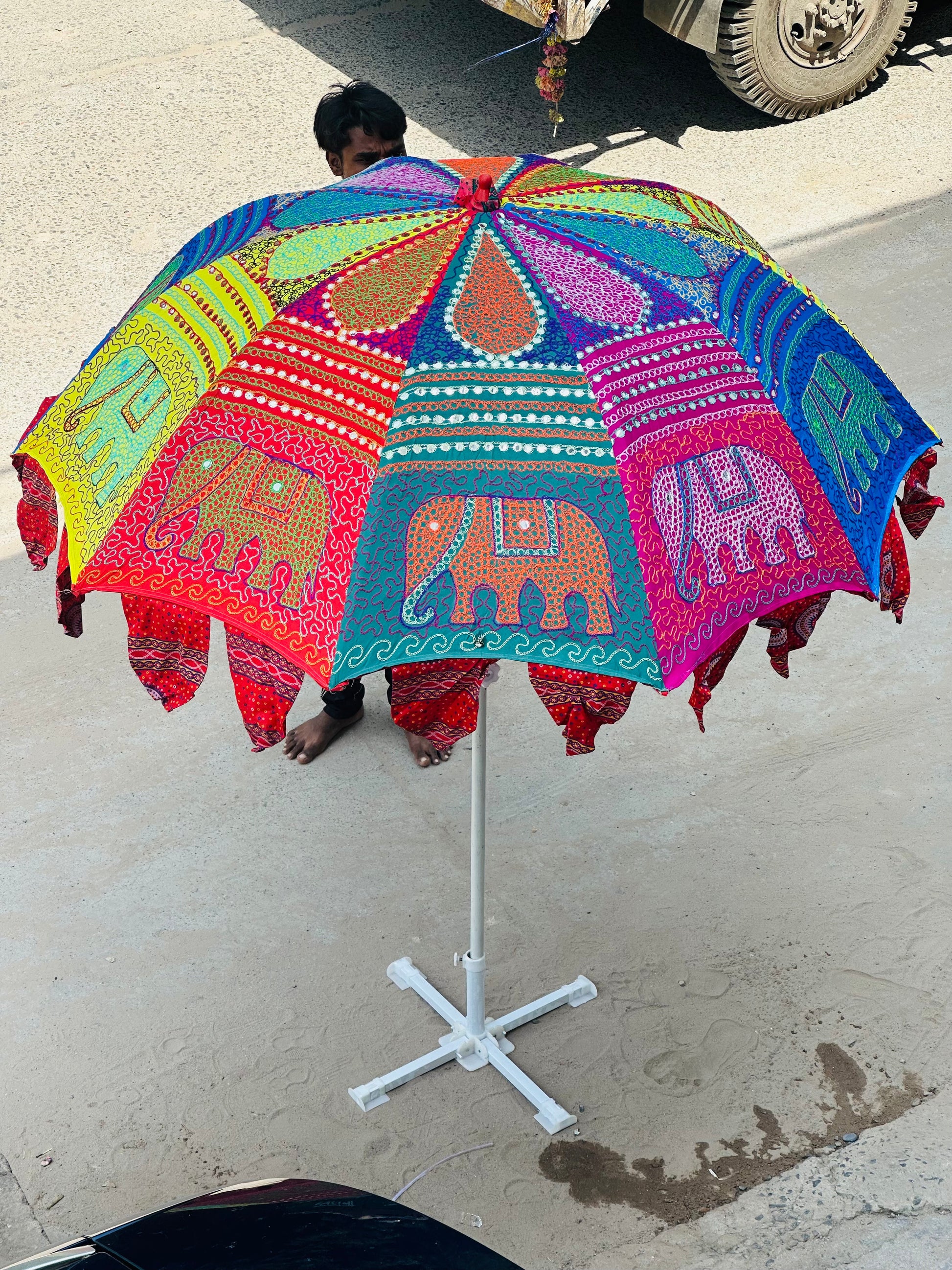Jaipuri Garden Umbrella on Rent - Classic Umbrella